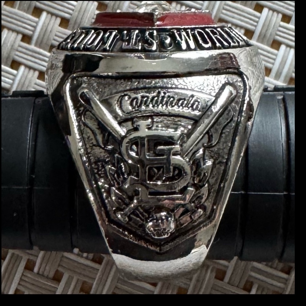 St. Louis Cardinals 1964 World Champions Replica Collection Ring - Picture 4 of 13
